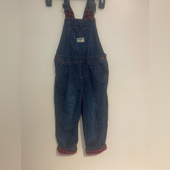 Oshkosh B’Gosh Girls Size 5T Cotton Overalls With Heart Pockets & Plaid Lining - Picture 2 of 7